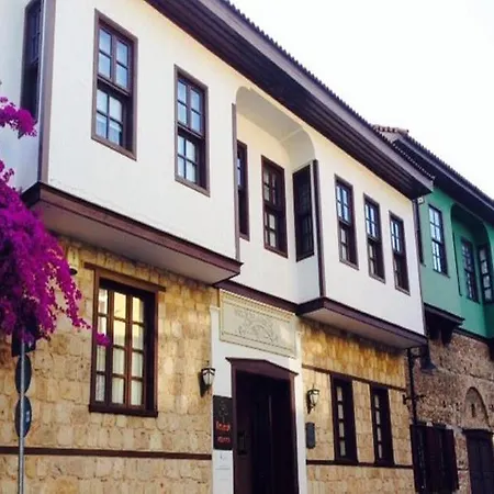 Kaucuk (adults Only)