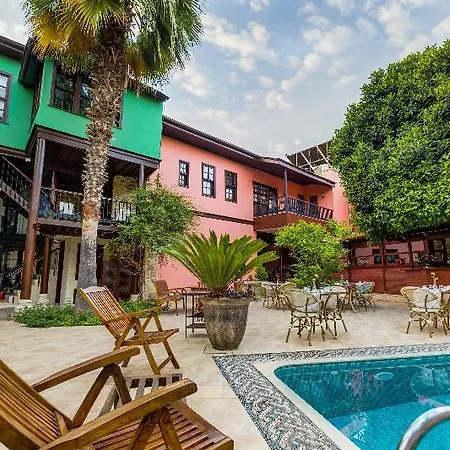 Kaucuk (adults Only)