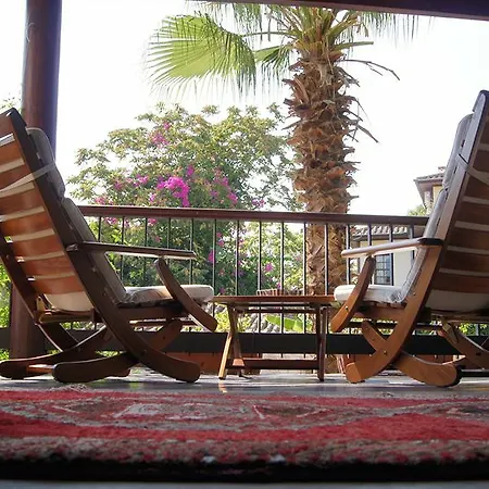 Kaucuk (adults Only)