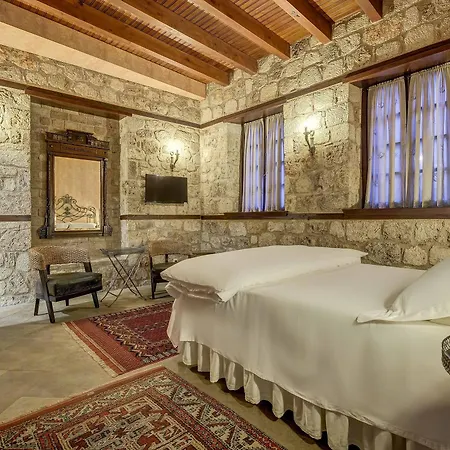 Kaucuk (adults Only) 3*